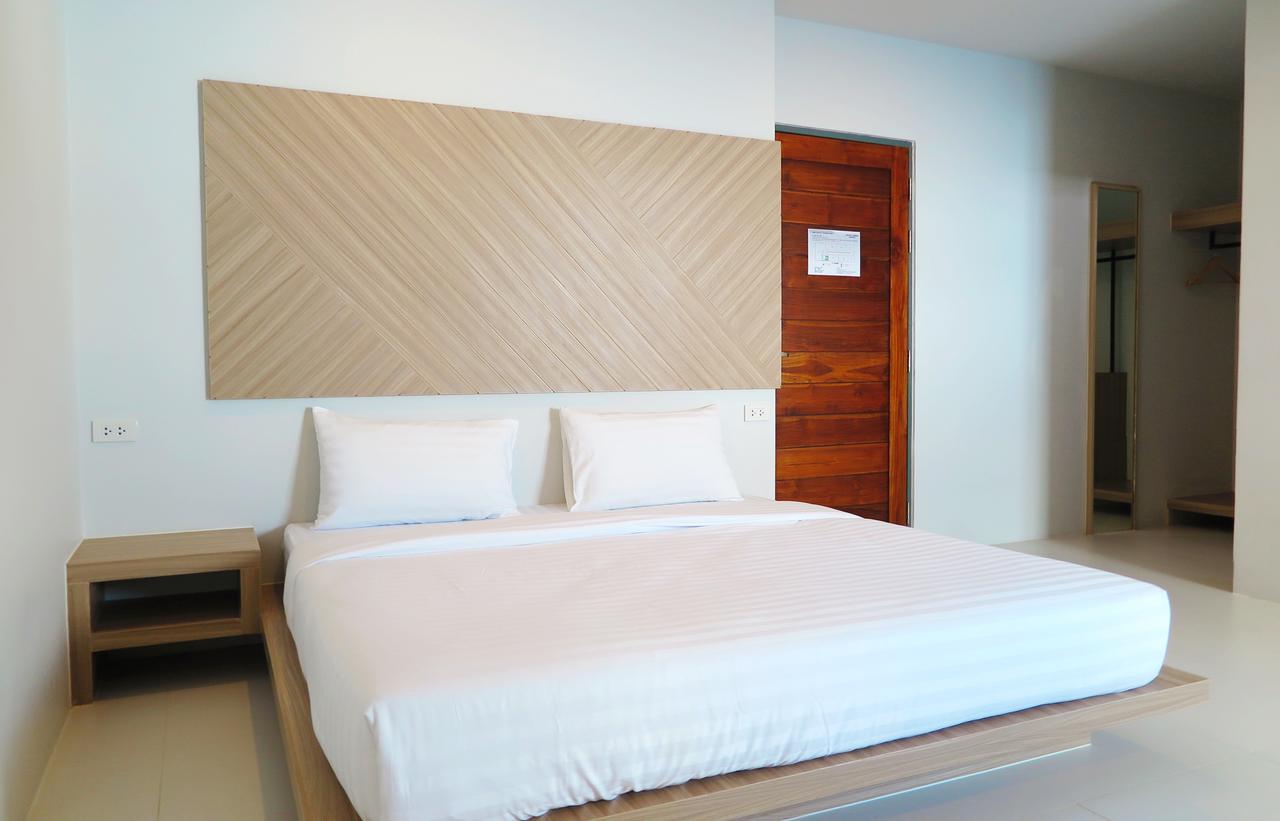 Phuket Marine Poshtel - Sha Plus Chalong Esterno foto