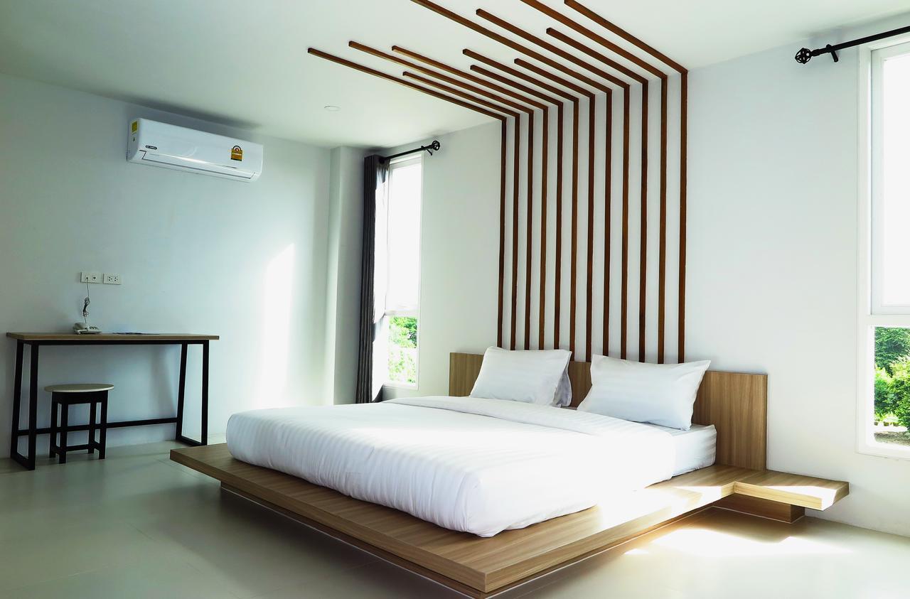 Phuket Marine Poshtel - Sha Plus Chalong Esterno foto