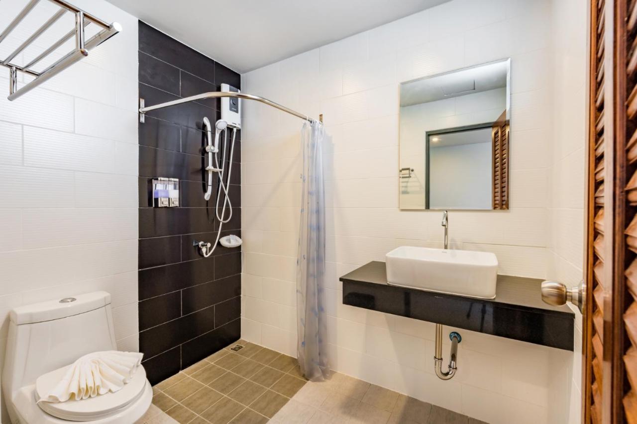 Phuket Marine Poshtel - Sha Plus Chalong Esterno foto